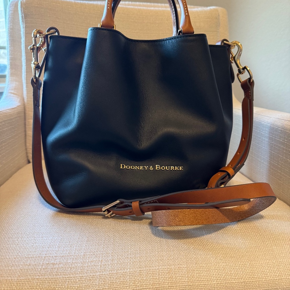 Dooney & Bourke
